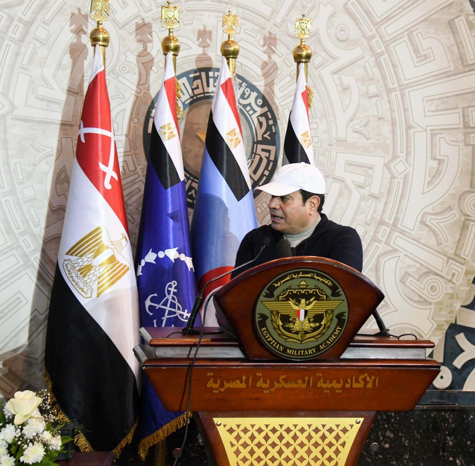 جولة الرئيس السيسي في الكلية الحربية