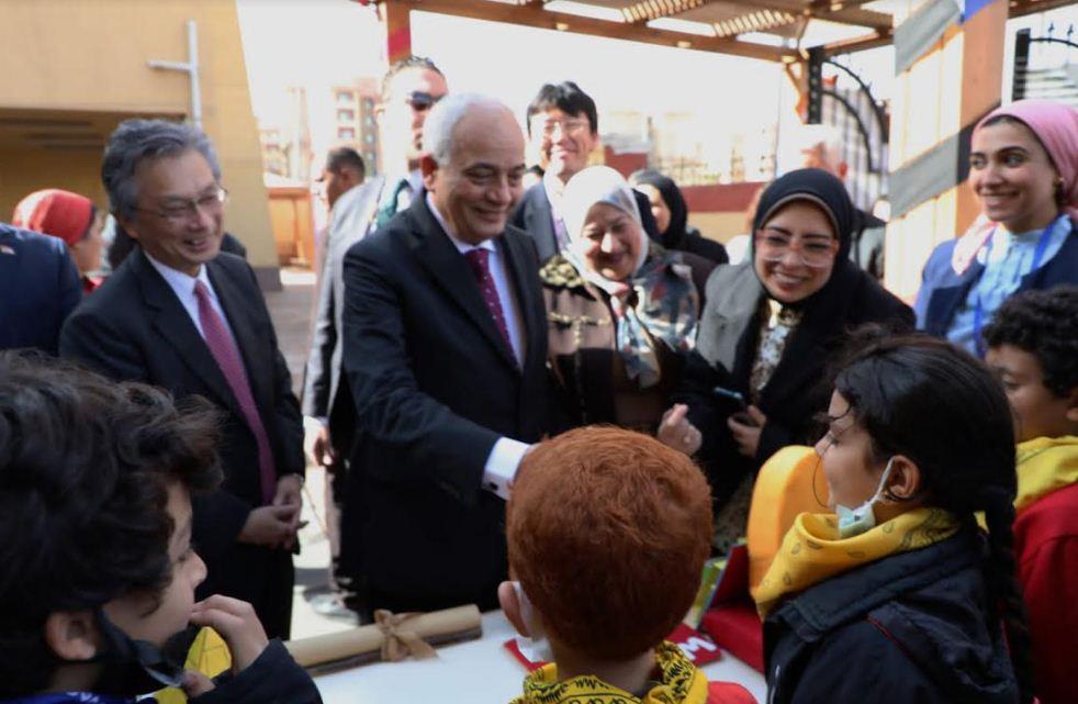 وزير التعليم والسفير الياباني يتفقدان المدرسة المصرية اليابانية بزهراء مدينة نصر