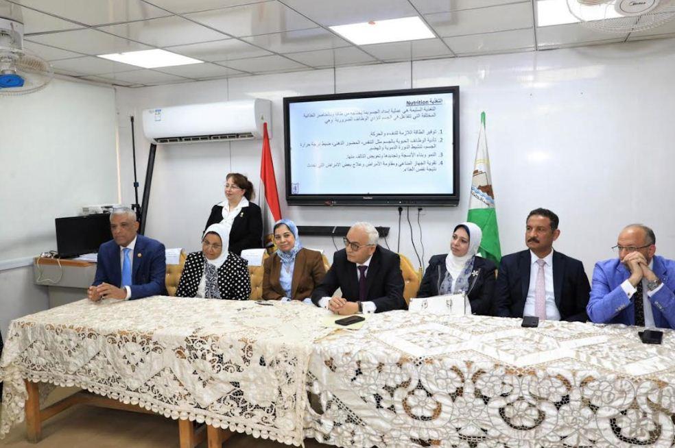 الندوة التثقيفية لنشر الوعى الصحى والقضاء على أمراض سوء التغذية 