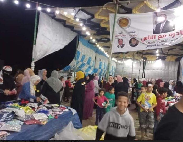 تفعيلا لمبادرة مع الناس..الشعب الجمهوري ينظم معرضه الثاني لبيع الملابس بأسعار مخفضة بالجيزة