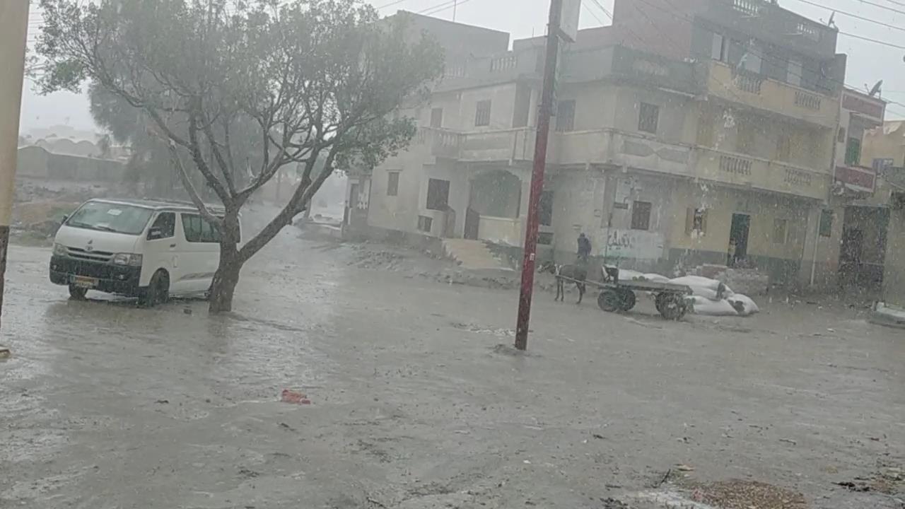 موجة من الطقس السيئ والامطار العزيزة