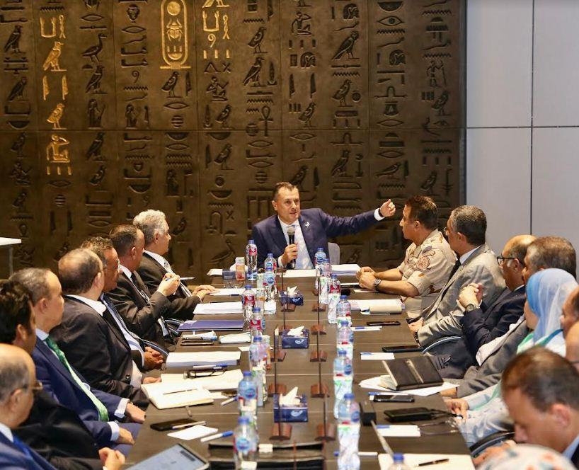 وزير السياحة والآثار يتابع أخر مستجدات المتحف المصري الكبير