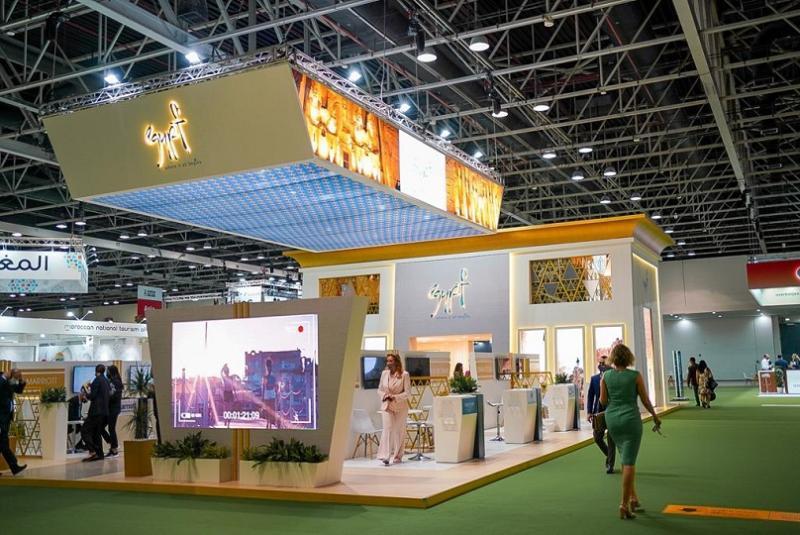السياح البريطانيون يعشقون السياحة الثقافية في مصر