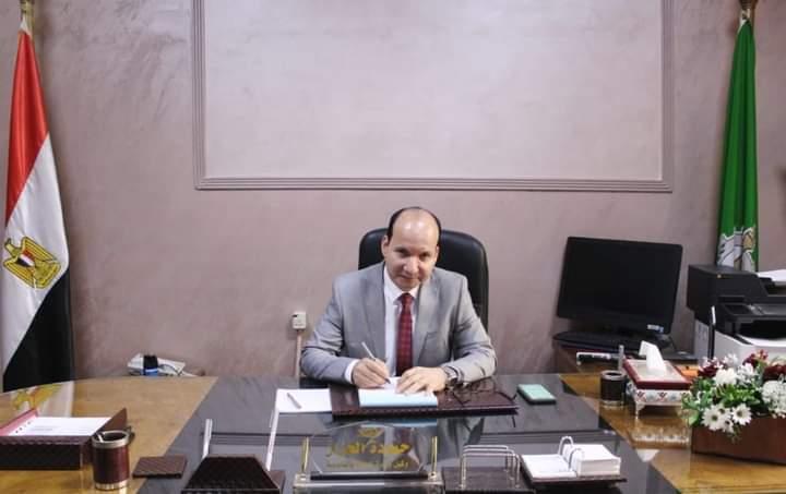 الدكتور حموده الجزار وكيل الوزارة بالقليوبية