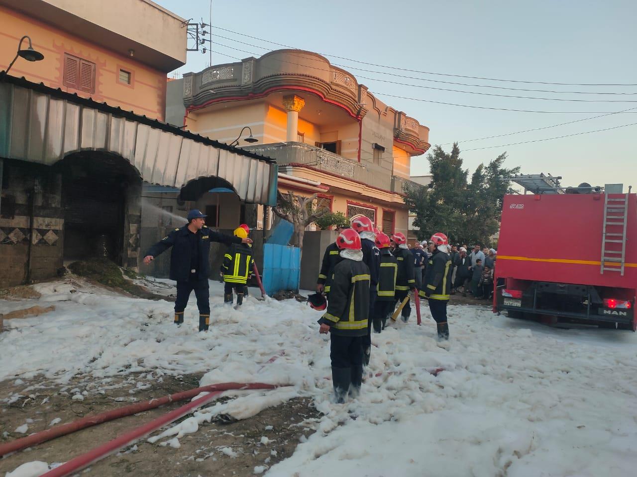 حريق داخل محطة وقود بالبحيرة