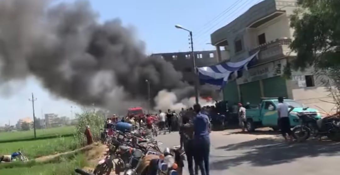 حريق بكابينة سيارة نقل أثناء الصيانة بورشة  بالدقهلية 