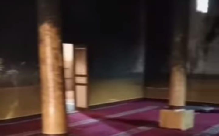  السيطرة على حريق نشب في مسجد بقنا 