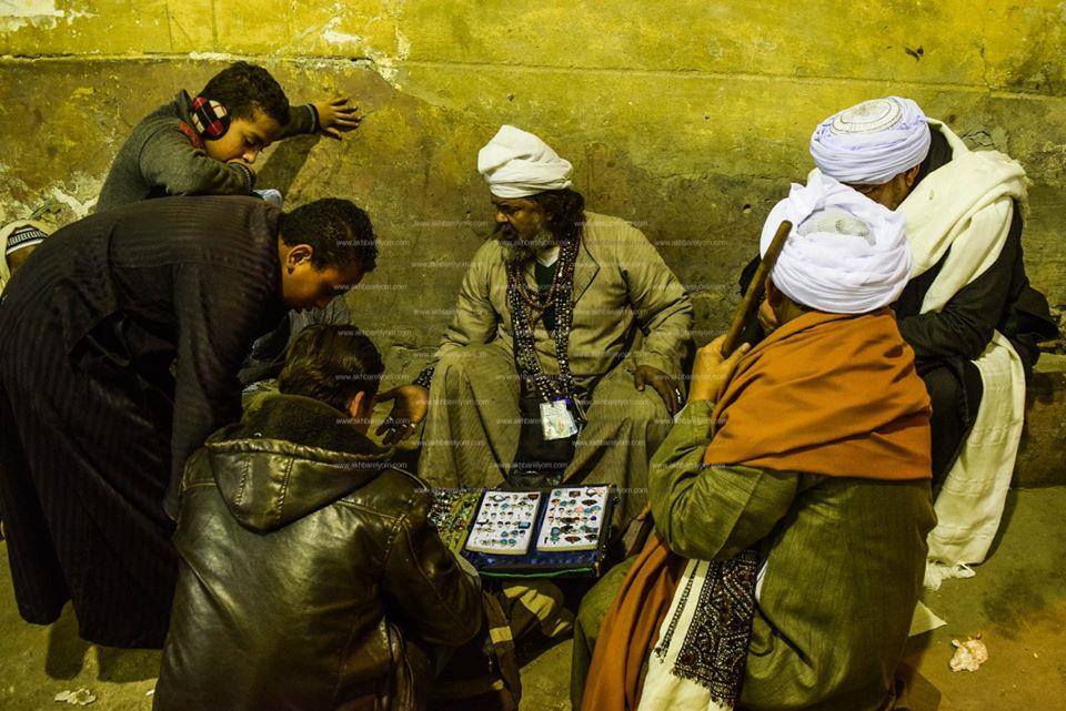 بالصور.. استعدادات الليلة الكبيرة لمولد الحسين