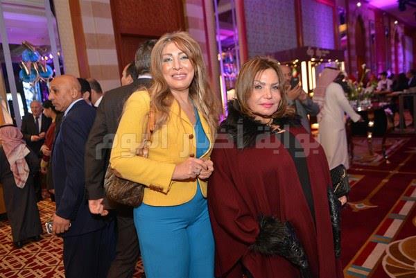 نجوم الفن والمشاهير يحتفلون بالعيد الوطني للكويت
