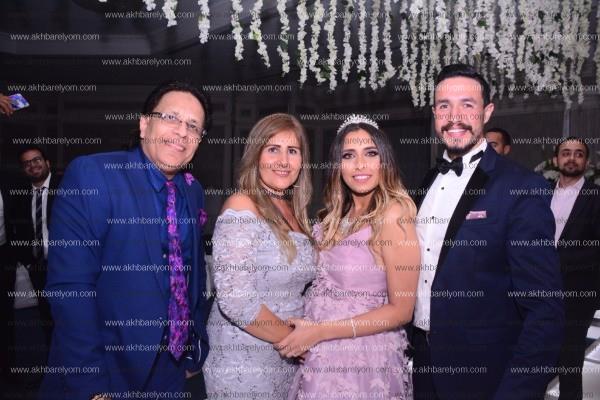 أوكا وأورتيجا يحتفلان بخطوبة لينا الطهطاوي