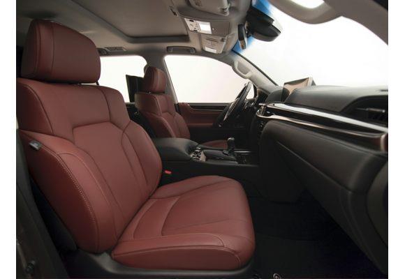 سيارتين لكزس  LS500 السيدان الفاخرة و LX570 رباعية