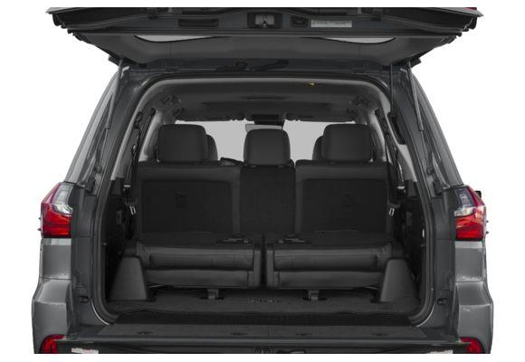 سيارتين لكزس  LS500 السيدان الفاخرة و LX570 رباعية