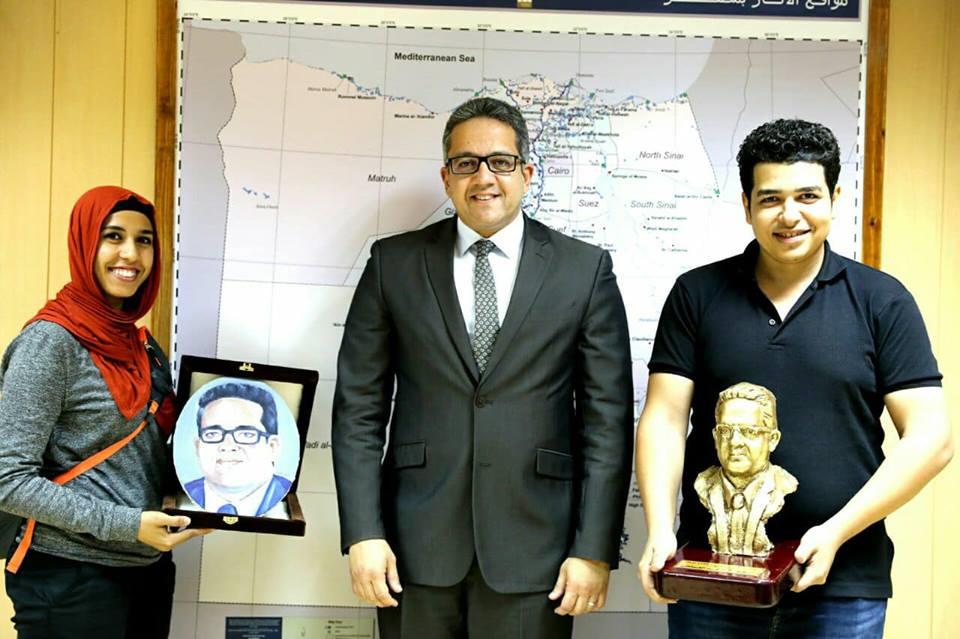 خالد العناني 