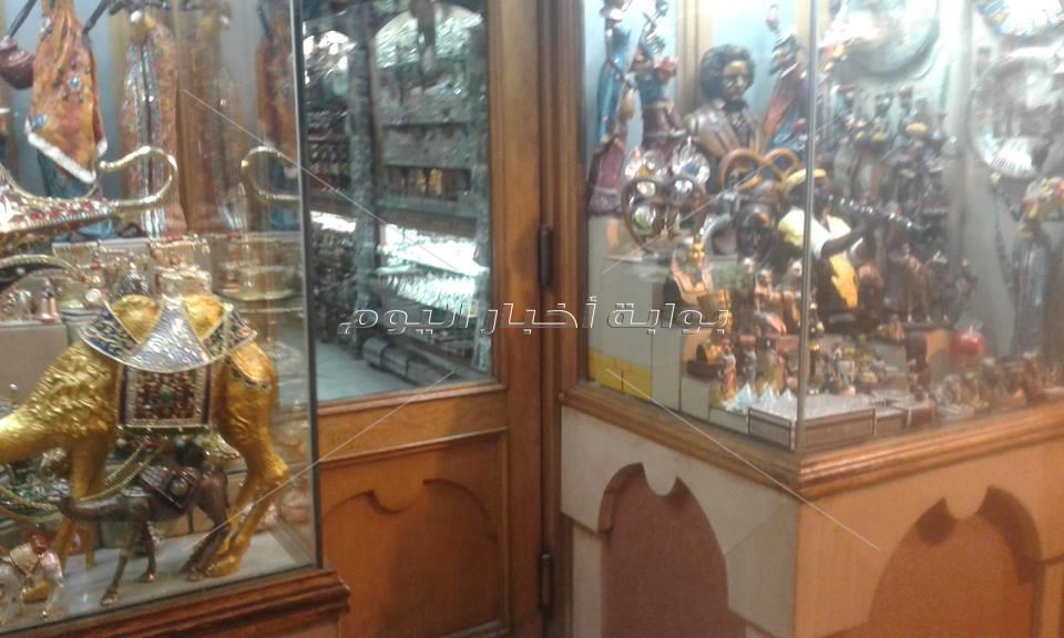 «المعز» و«خان الخليلي» كرنفالات الغناء والتسوق في ليالي رمضان