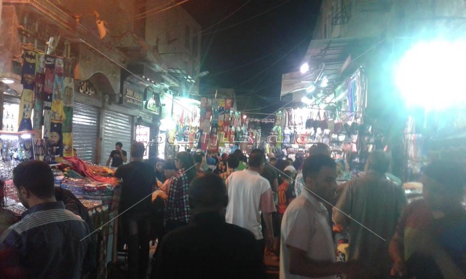 «المعز» و«خان الخليلي» كرنفالات الغناء والتسوق في ليالي رمضان