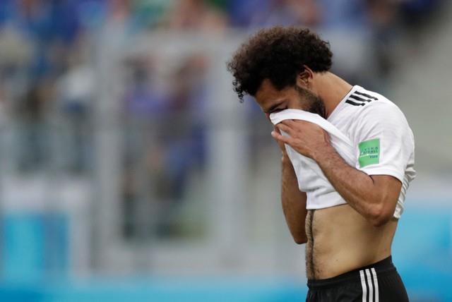 «صلاح» يرفض الاحتفال بهدفه ضد السعودية
