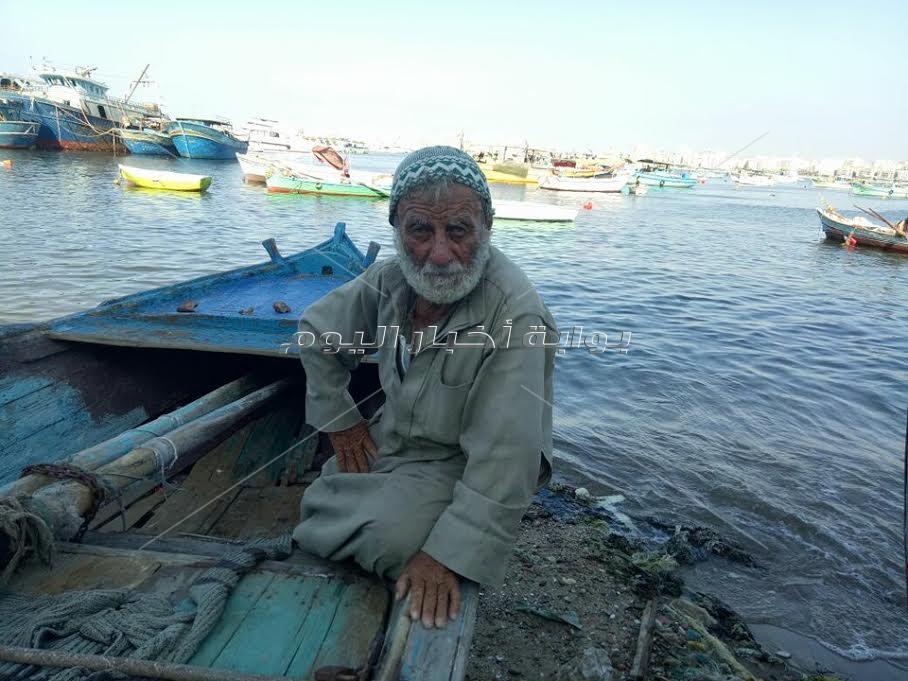 صيادون على باب الله