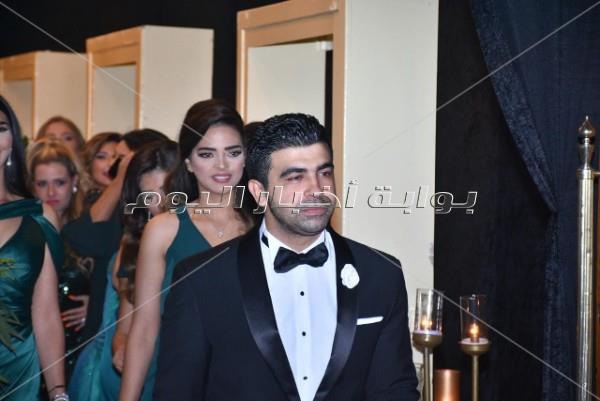 فنانون ورياضيون يحتفلون بزفاف فرح علي.. وتامر حسني يُشعل الحفل