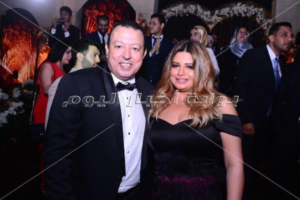 فنانون ورياضيون يحتفلون بزفاف فرح علي.. وتامر حسني يُشعل الحفل