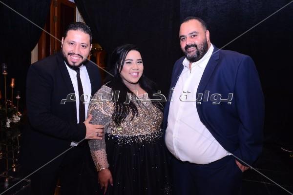 فنانون ورياضيون يحتفلون بزفاف فرح علي.. وتامر حسني يُشعل الحفل