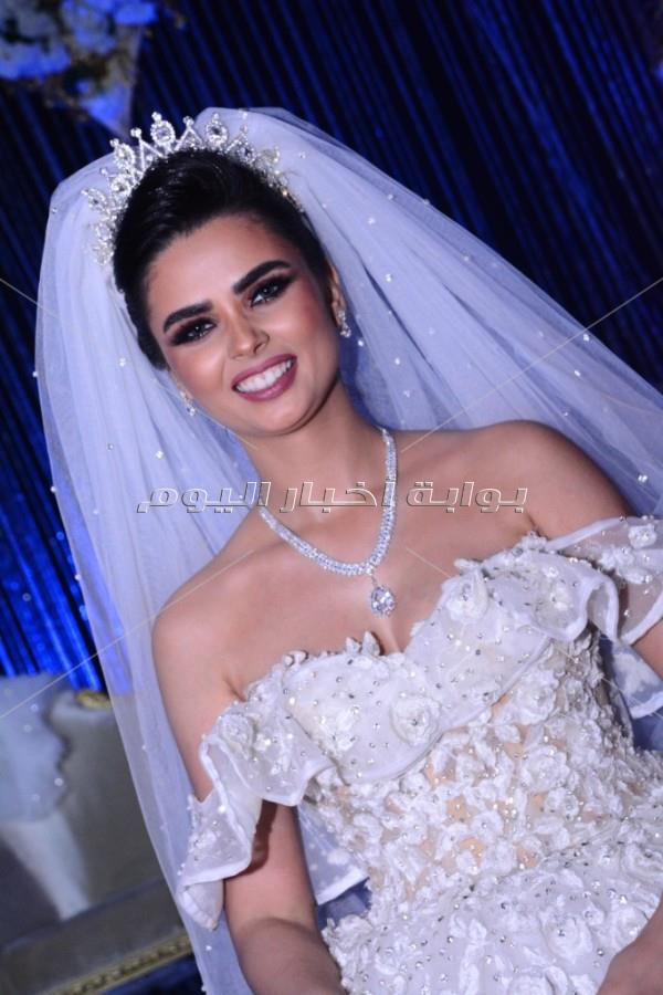 هيثم شاكر يختتم حفل زفاف الإعلامية فرح علي