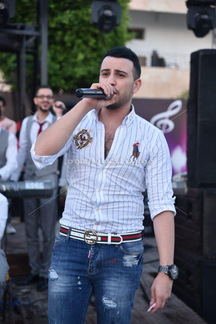 حمادة مجدي يُغني.. وأنستاسيا ترقص بحفل «club xS»