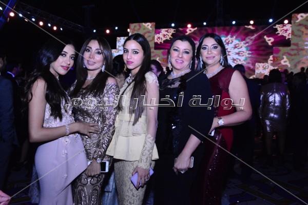 عمرو دياب ورامي عياش يشعلان زفاف «وليد ونورهان»