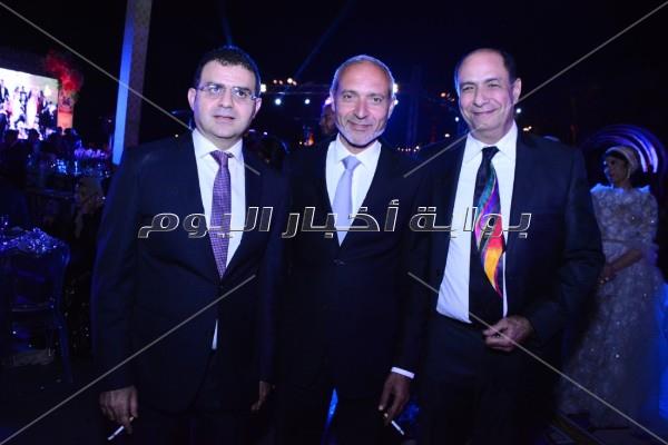 عمرو دياب ورامي عياش يشعلان زفاف «وليد ونورهان»