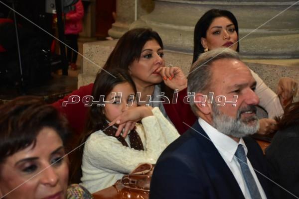 إلهام شاهين ونور ولقاء الخميسي يحتفلون بـ«الكريسماس» في سان جوزيف