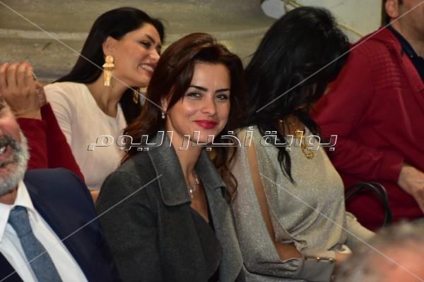 إلهام شاهين ونور ولقاء الخميسي يحتفلون بـ«الكريسماس» في سان جوزيف