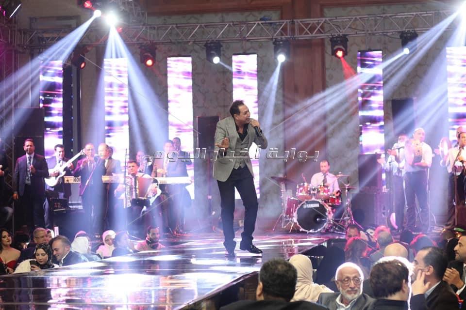 فؤاد وحكيم وفيفي عبده وصوفينار يشعلون رأس السنة علي كورنيش النيل