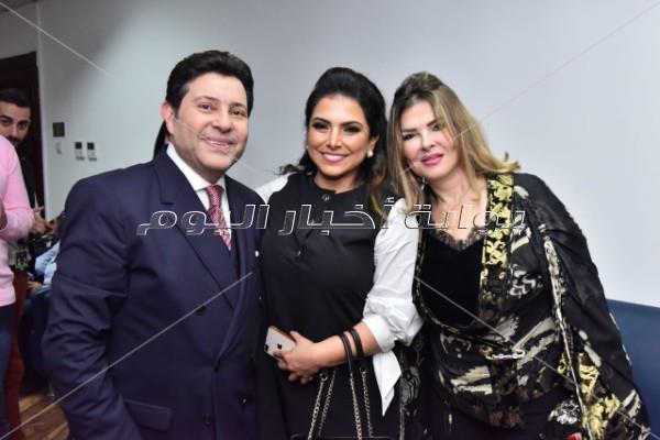 «ديو» هاني شاكر ووائل جاسر على مسرح «المجاز» بالإمارات