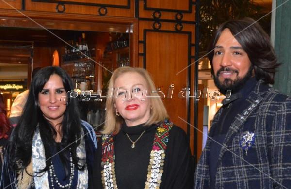 «شهيرة وسهير رمزي» لأول مرة بدون حجاب بمناسبة «عيد الحب»