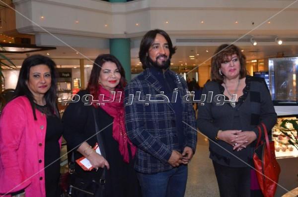 «شهيرة وسهير رمزي» لأول مرة بدون حجاب بمناسبة «عيد الحب»
