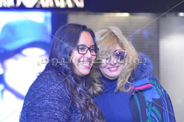 «شهيرة وسهير رمزي» لأول مرة بدون حجاب بمناسبة «عيد الحب»