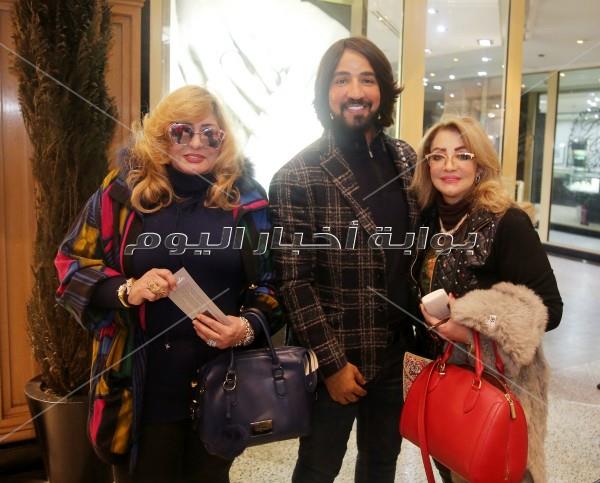 «شهيرة وسهير رمزي» لأول مرة بدون حجاب بمناسبة «عيد الحب»
