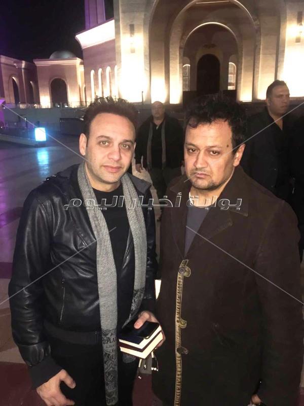 مصطفى قمر ونصر محروس في عزاء عاطف المناوي
