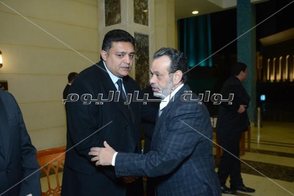 مصطفى قمر ونصر محروس في عزاء عاطف المناوي