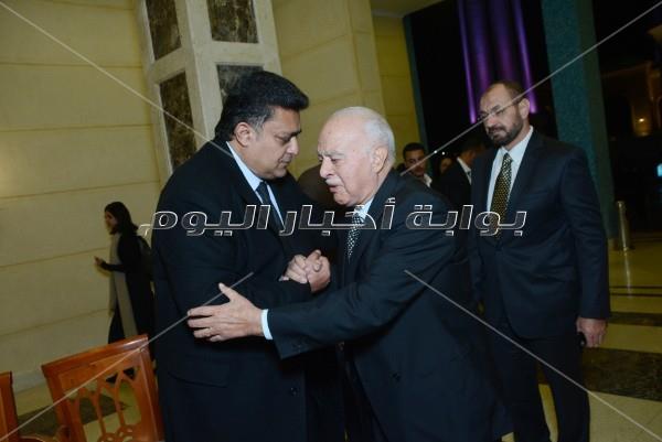 مصطفى قمر ونصر محروس في عزاء عاطف المناوي