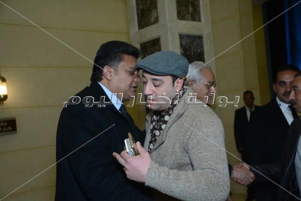 مصطفى قمر ونصر محروس في عزاء عاطف المناوي
