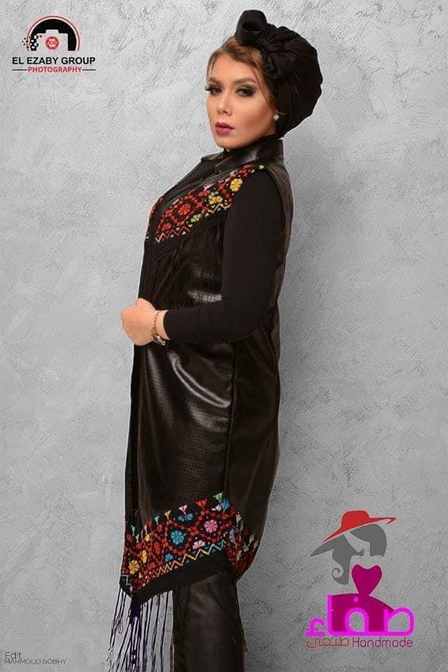 مكملات الأناقة مصنوعة من الخشب والفرو