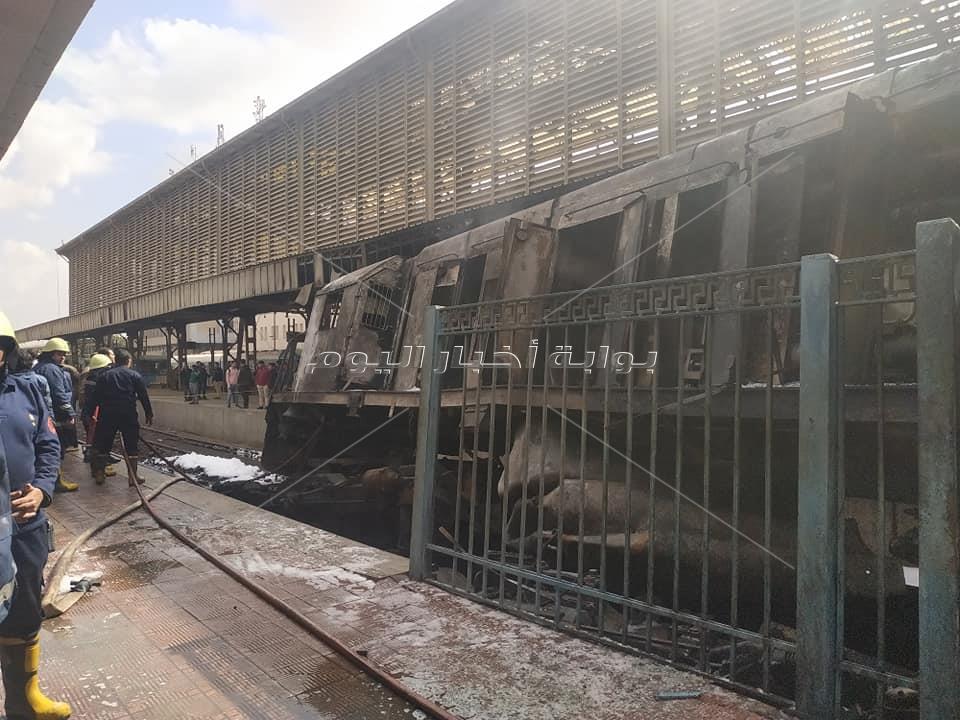 الصور الأولى لحريق جرار قطار محطة مصر بعد اخماده