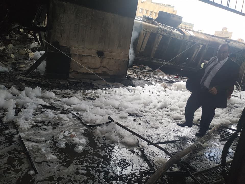 وصول رئيس الوزراء وغادة و ابي ووزير النقل موقع حريق قطار محطة مصر