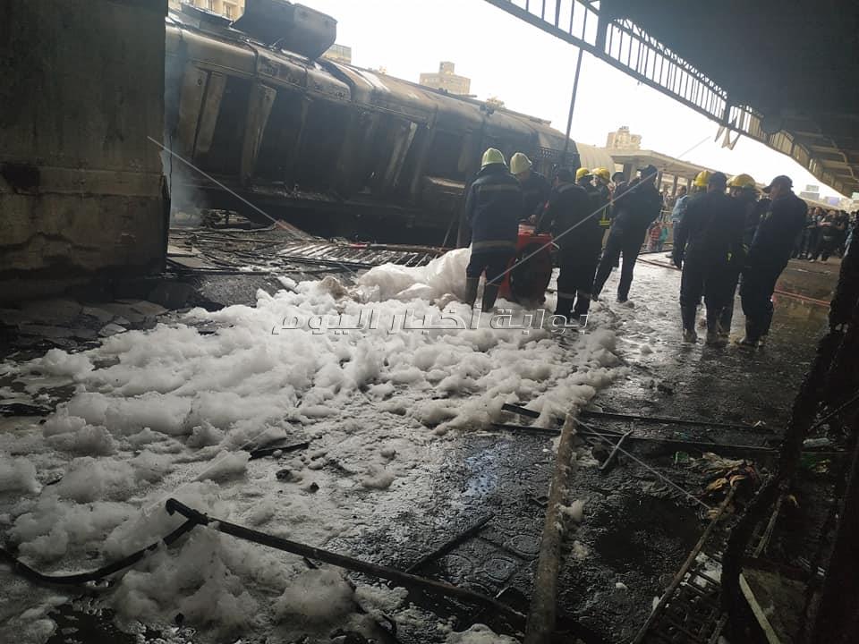 وصول رئيس الوزراء وغادة و ابي ووزير النقل موقع حريق قطار محطة مصر