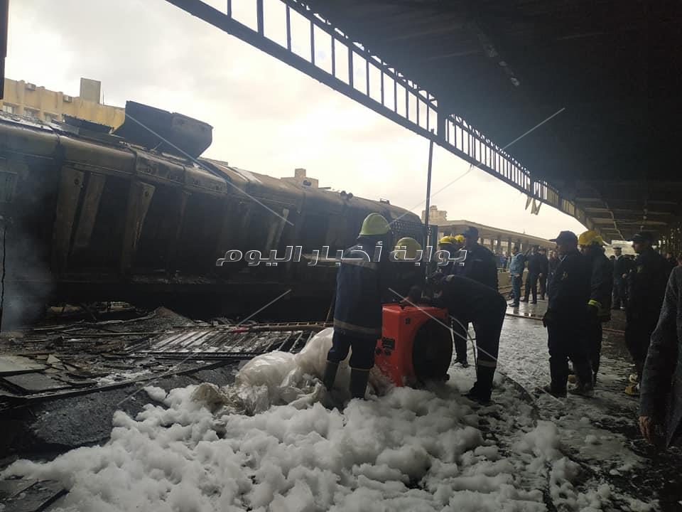 وصول رئيس الوزراء وغادة و ابي ووزير النقل موقع حريق قطار محطة مصر