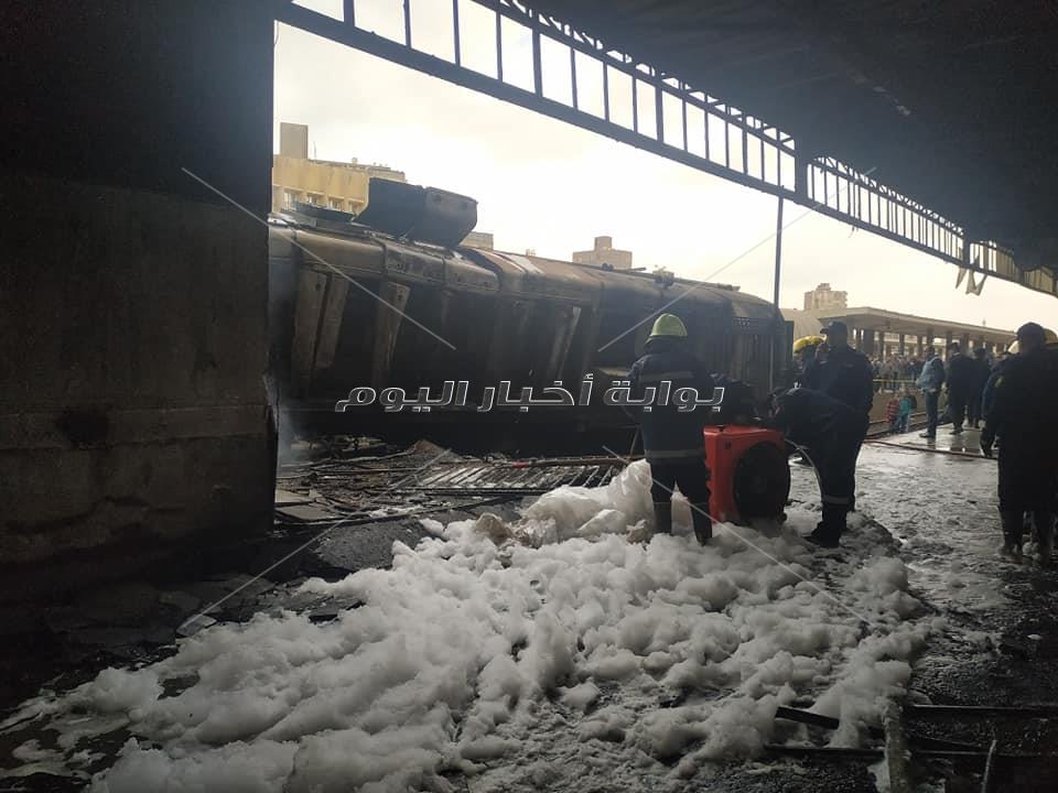 وصول رئيس الوزراء وغادة و ابي ووزير النقل موقع حريق قطار محطة مصر
