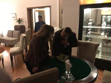 وائل لطفى يوقع كتابه "دعاة السوبر ماركت" عقب حلقة نقاشية حوله