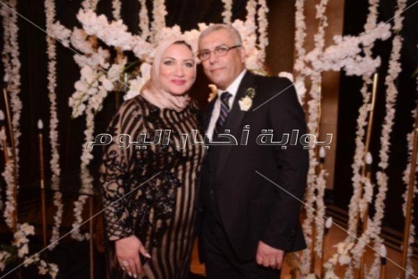 مصطفى حجاج يُشعل زفاف «بحري ودينا»