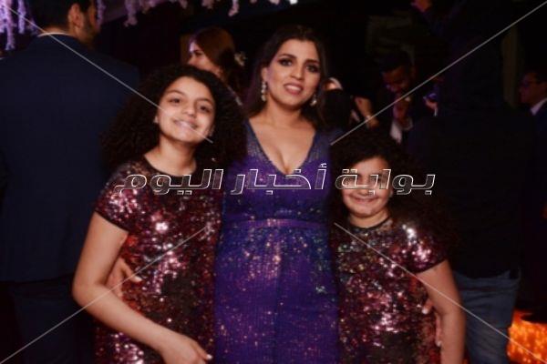 مصطفى حجاج يُشعل زفاف «بحري ودينا»