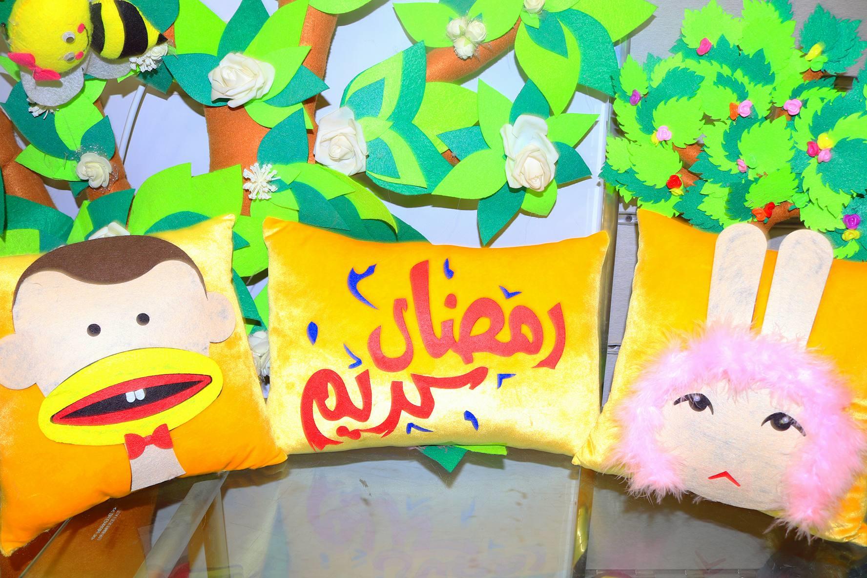 زينة رمضان بأشكال المختلفة بمشغولات يدوية